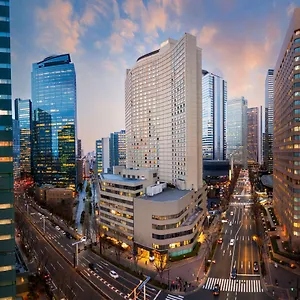 ***** Hotel Hilton Japonia